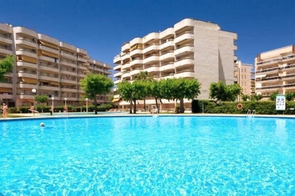 סאלו Palm Mediterrani מראה חיצוני תמונה